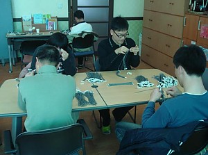 자립반 작업활동 (커넥터조립)