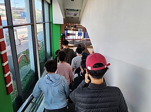 해냄반 영화관 이용