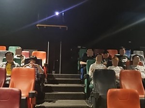 해냄반 영화관람