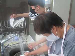 해냄반 일상생활훈련(설거지 하기)