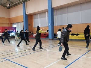 자립반 프리테니스