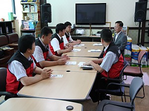 KT 문경지사 후원물품 전달