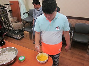 도움반 9월 요리활동 (떡만둣국)